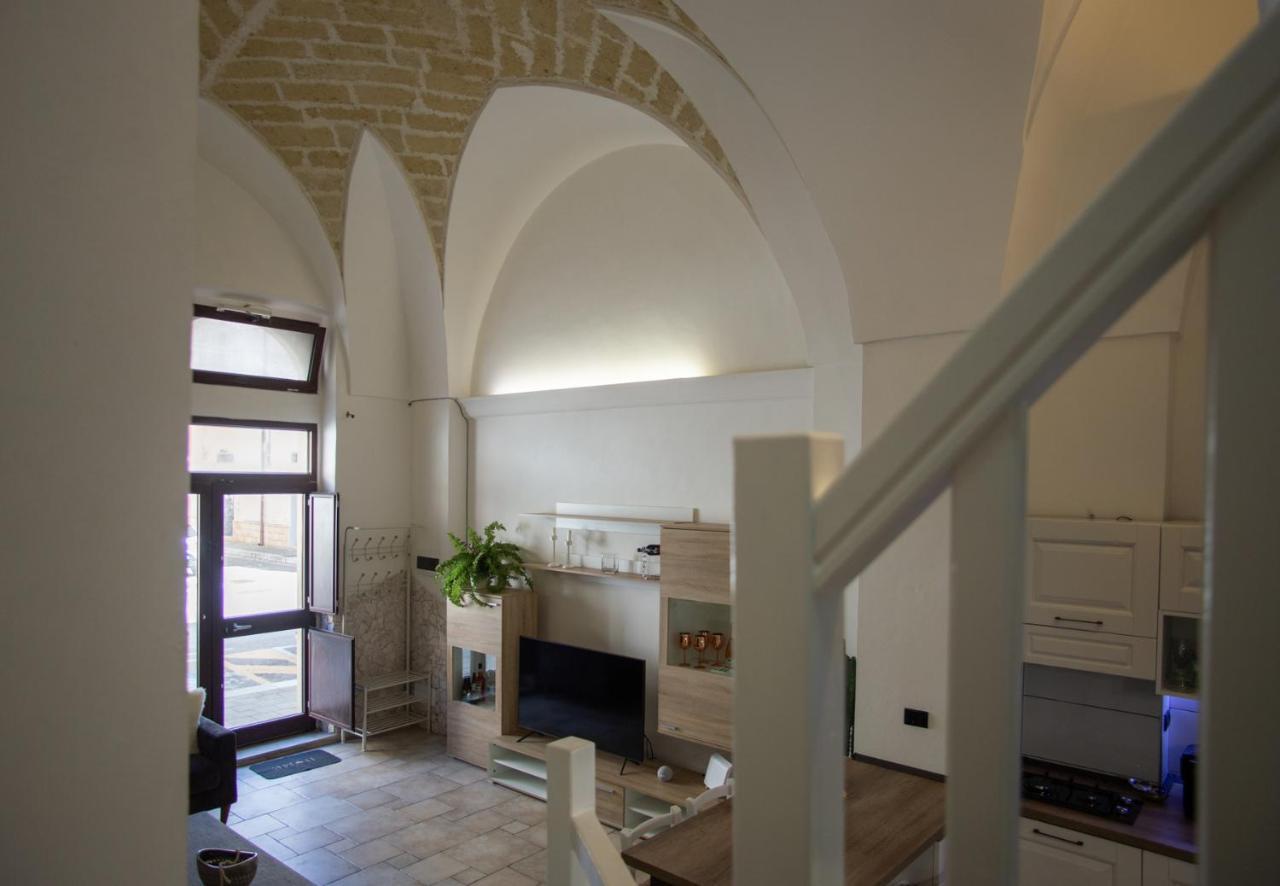 Casa Colombo - The Fab Stay Brindisi Kültér fotó